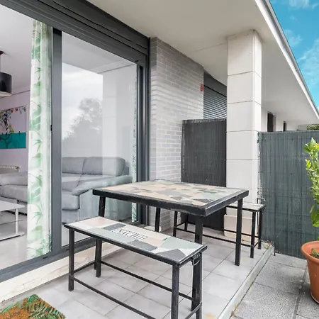 Dom wakacyjny In With Private Terrace